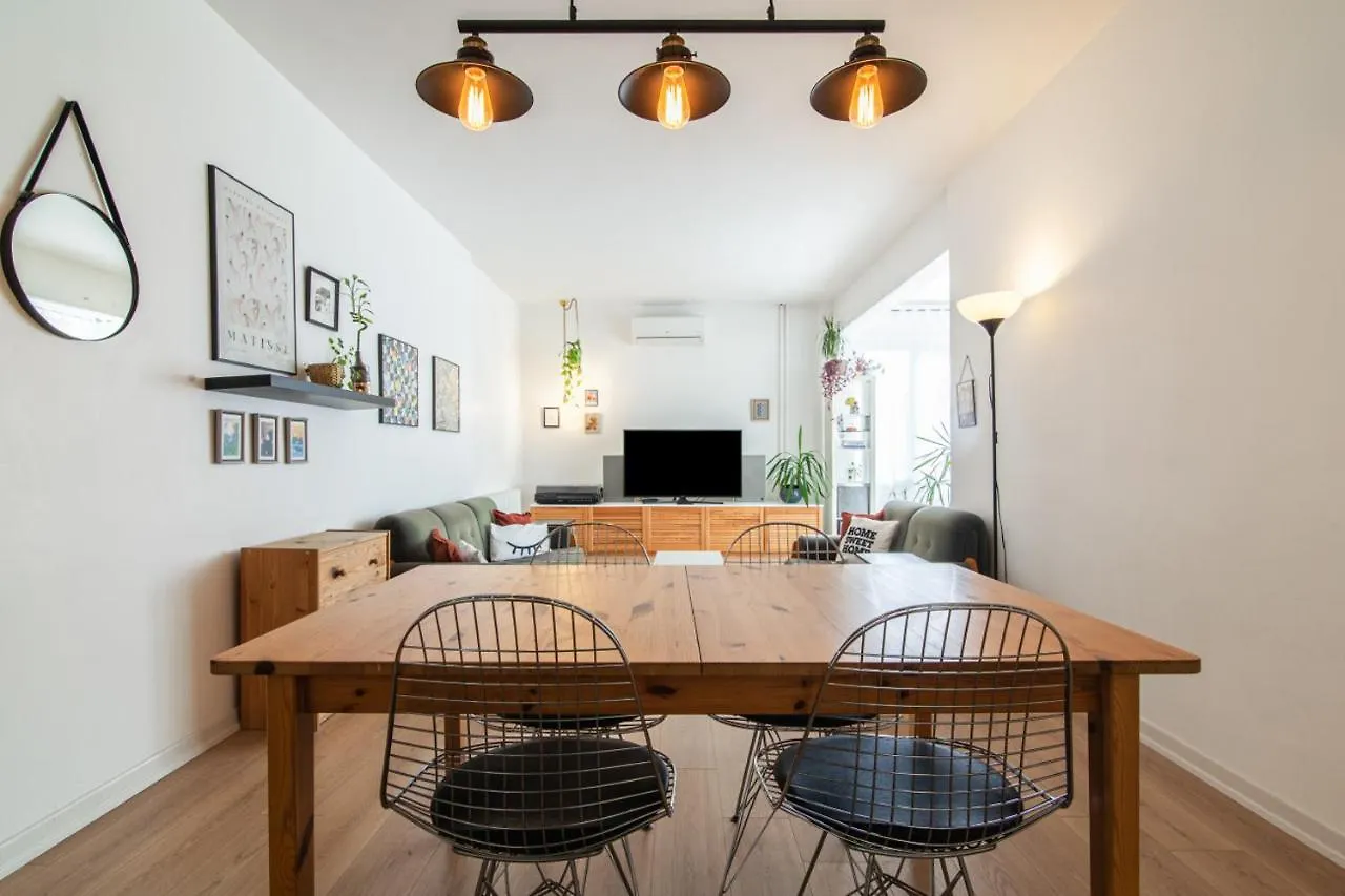 Апартаменты Modern Flat With Central Location In Kadikoy Стамбул
