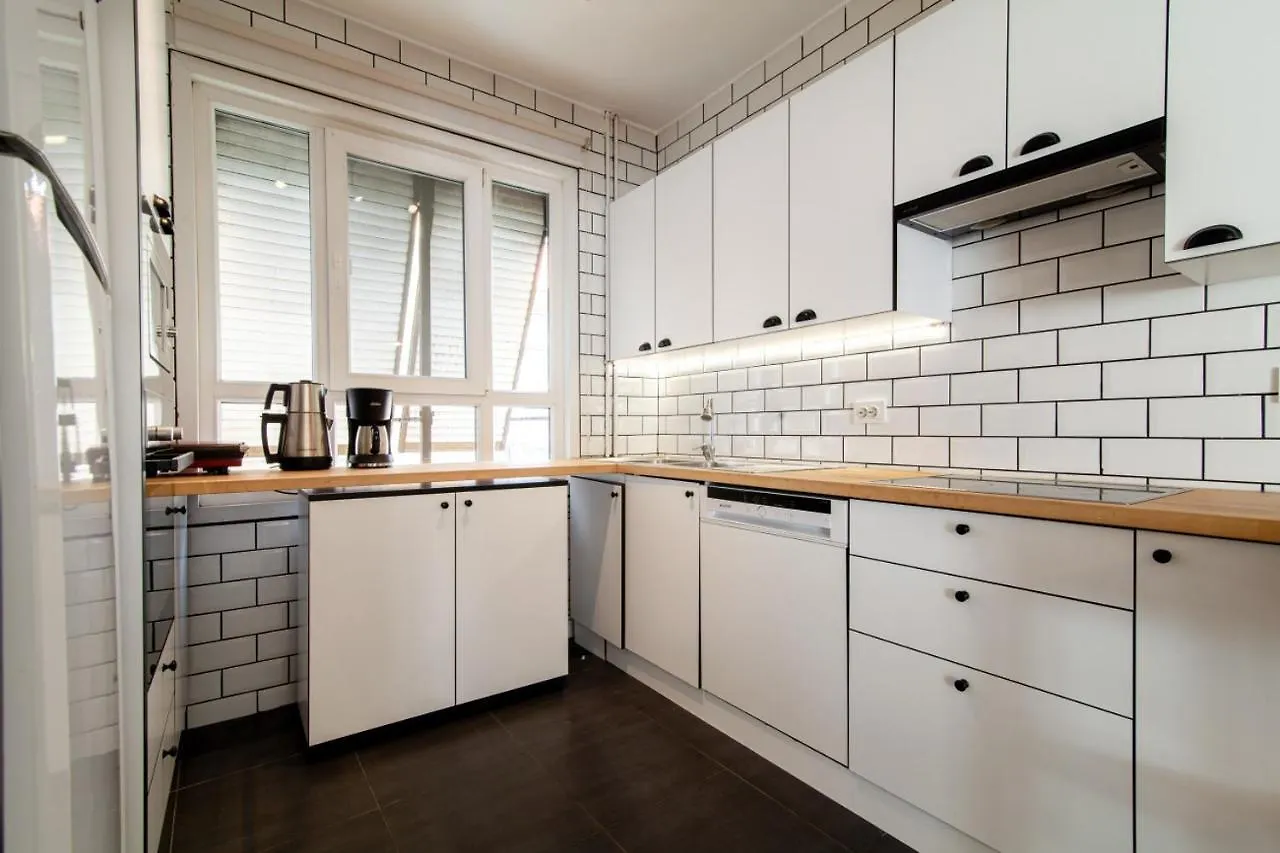 Апартаменты Modern Flat With Central Location In Kadikoy Стамбул