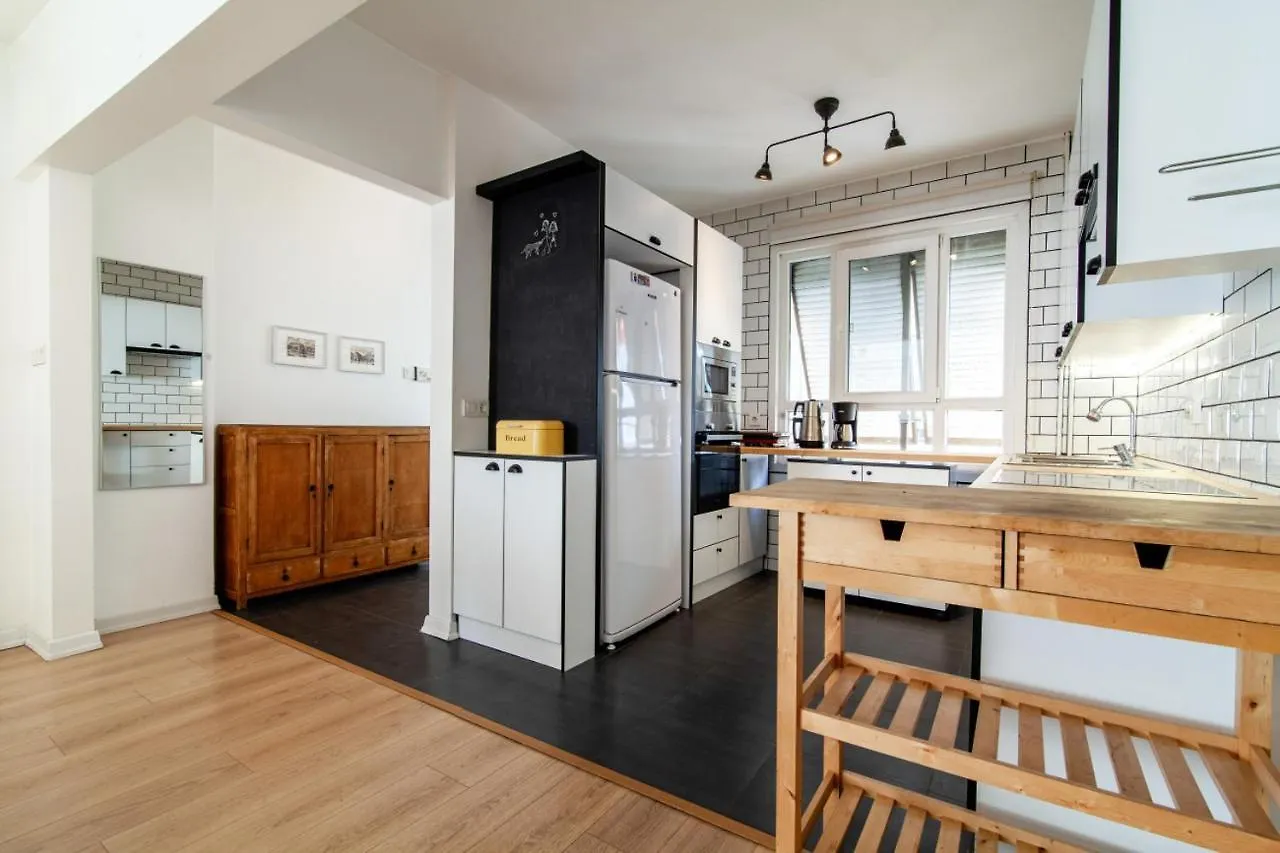 Апартаменты Modern Flat With Central Location In Kadikoy Стамбул